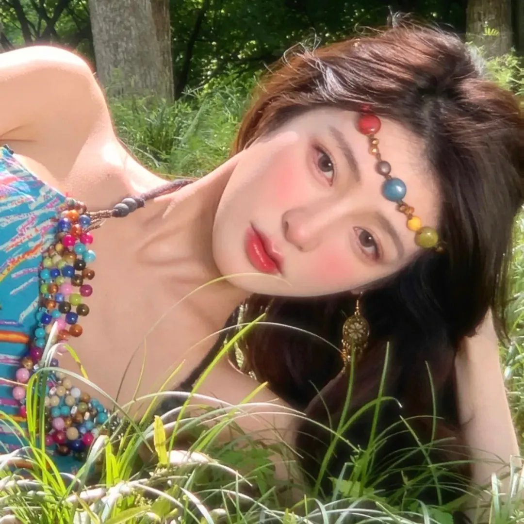 总裁是个纸片人